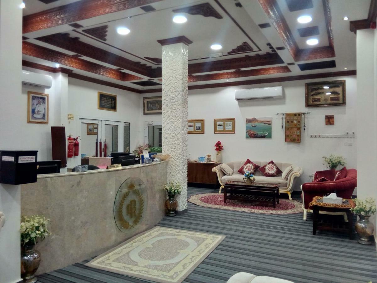Sur Bandar Al Ayjah Hotel Apartments Buitenkant foto